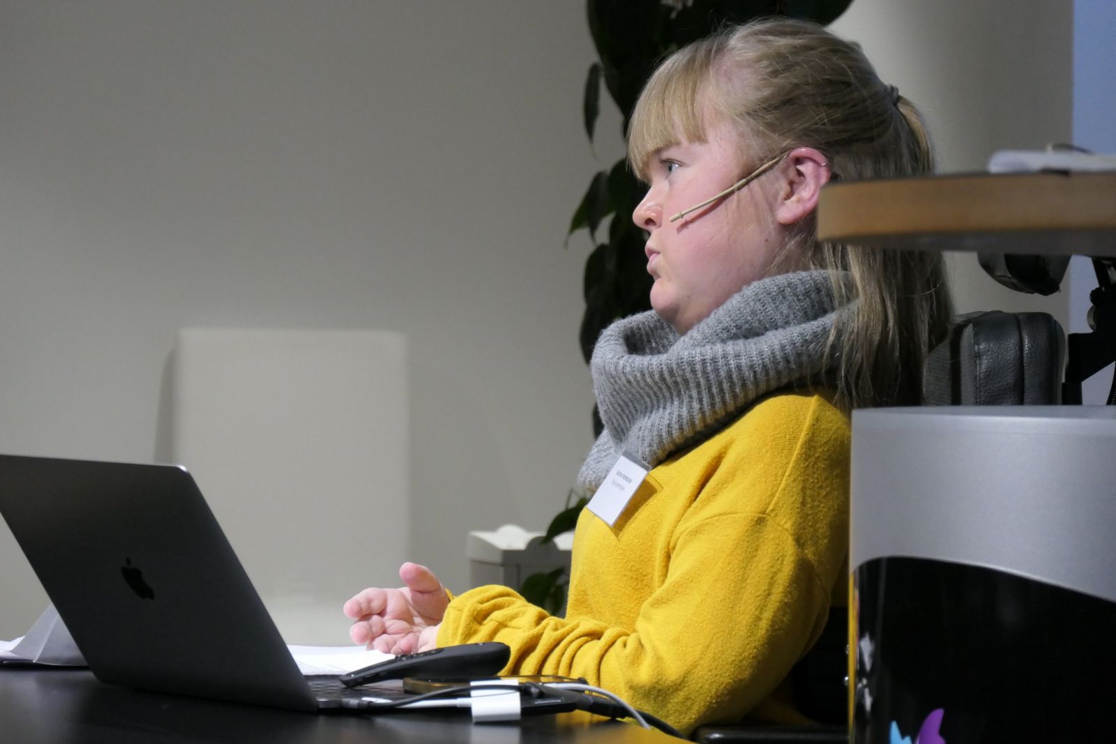 Karina Harkestad foreleste på NAKU sin samling om psykisk helse desember 2018
