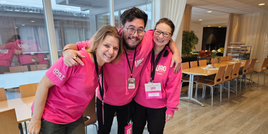 Lise Holm, Erik Johan Steenbuch og Camilla Melvoll Berntsen