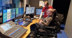 Lennart Røsten og Eirik Wattengard i studio