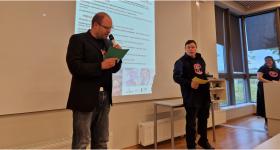 Halvard Damm Laupstad og Didrik Austmo Pedersen var konferansierer på første seminardag